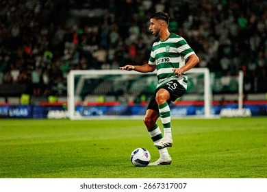 巴黎人报关注蓉城罚单：中国俱乐部因球迷种族歧视对方球员被罚6万欧